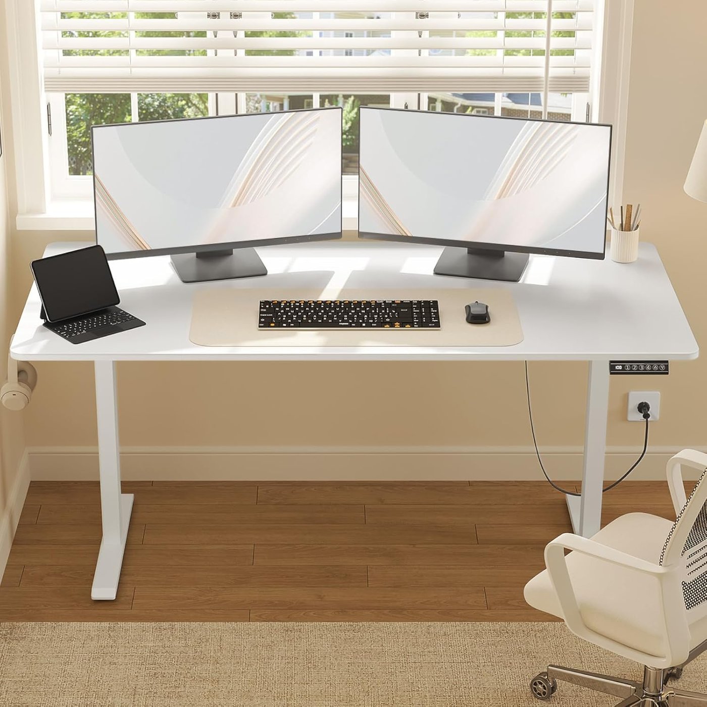 Height-Adjustable Desk 160 cm